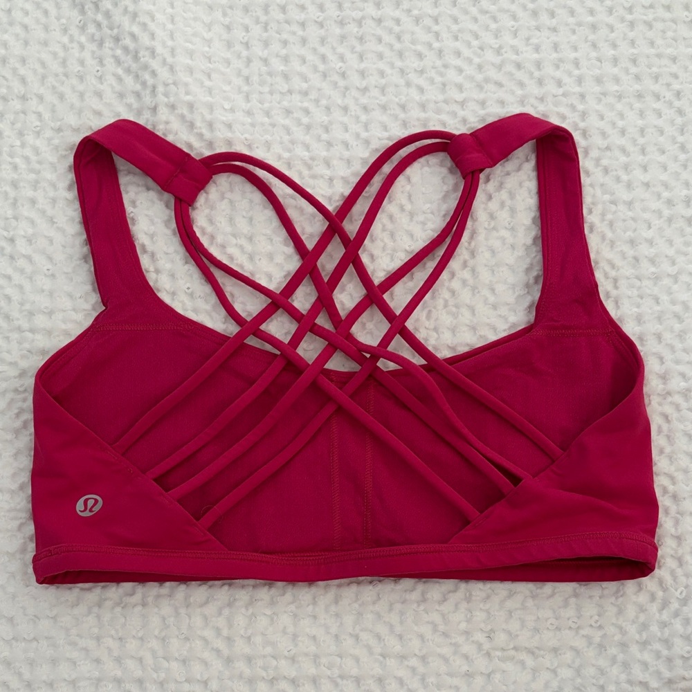 Lululemon Free To Be guava bra